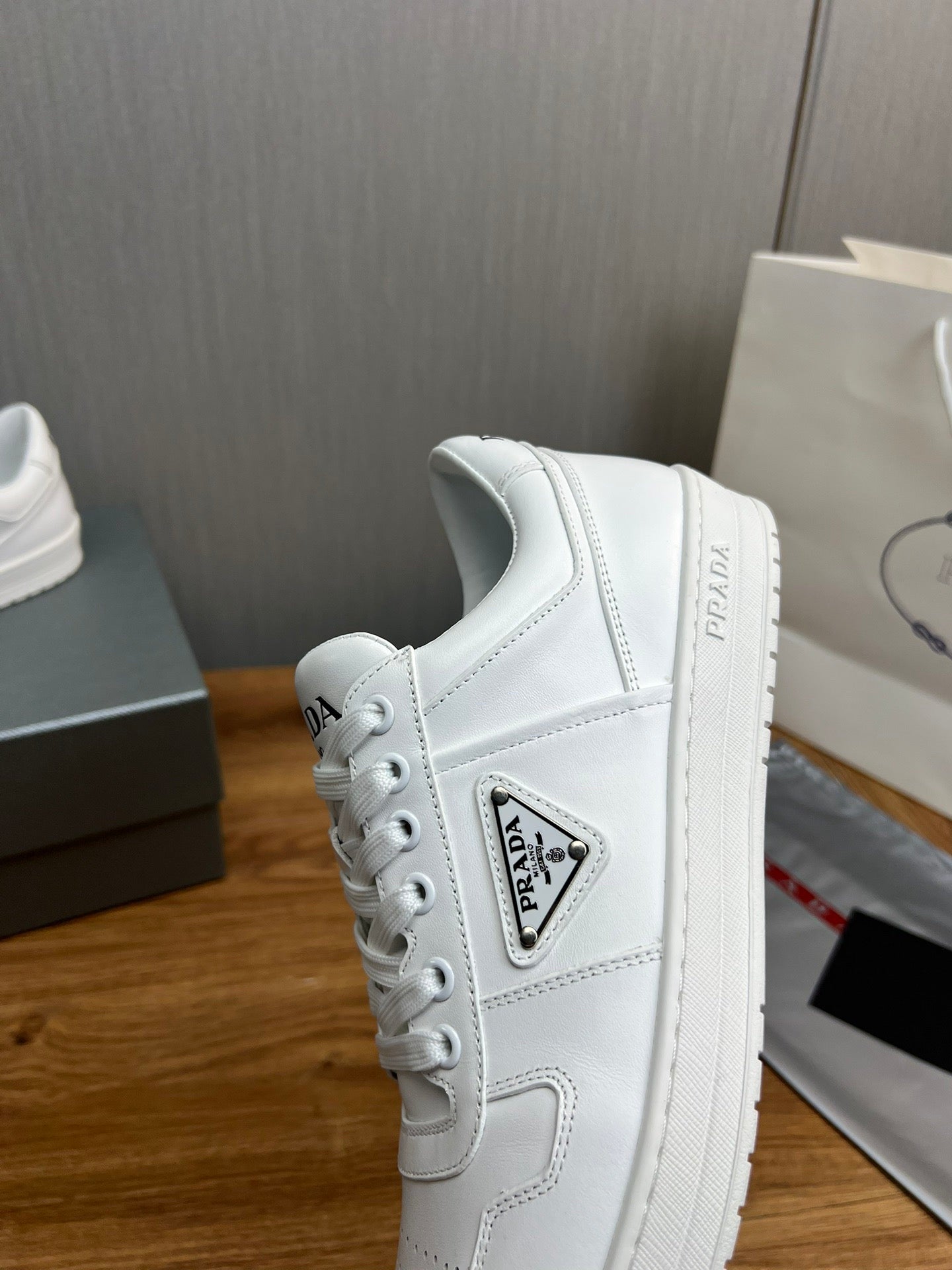 PRD White Shoe