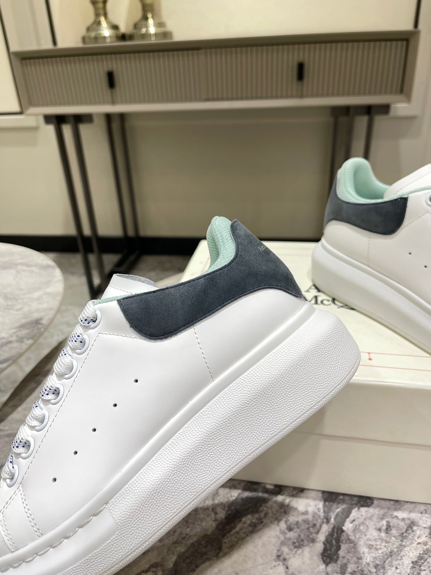 AMQ White Grey Pelle Shoe