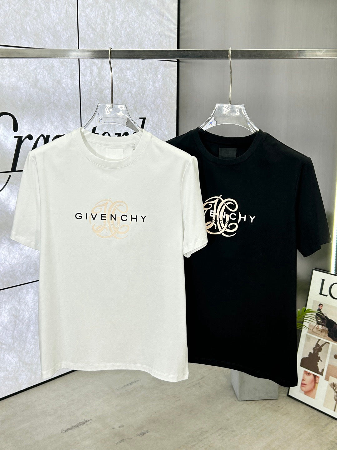 GVNCHY White Tshirt New Season