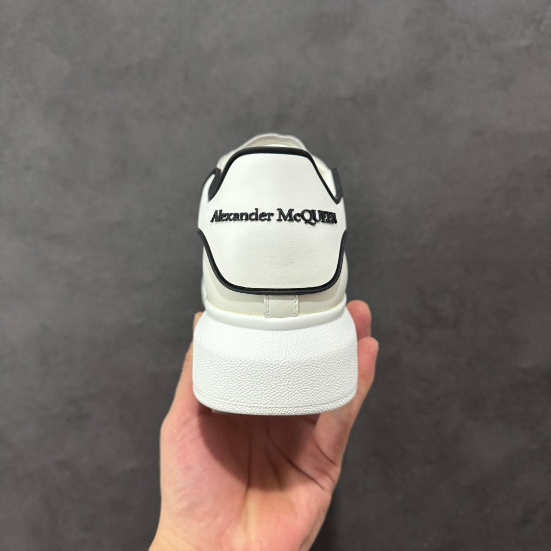 AMQ Shoe New Season