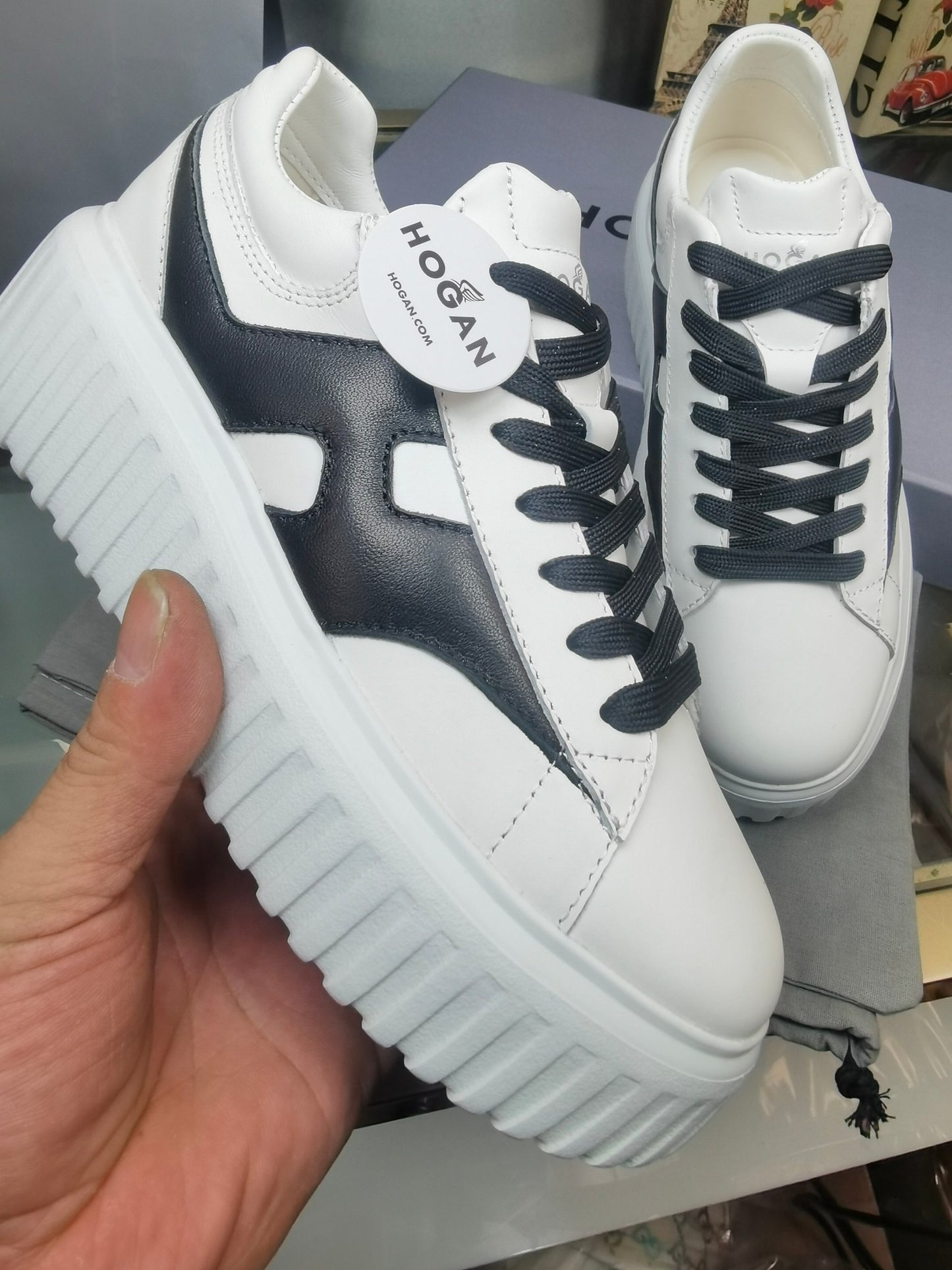 HGN Shoes H-Stripes