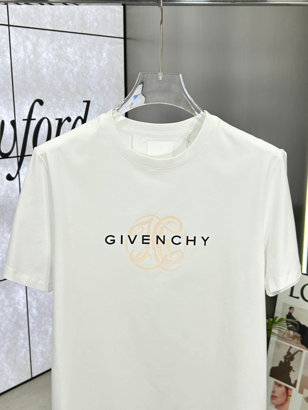 GVNCHY White Tshirt New Season