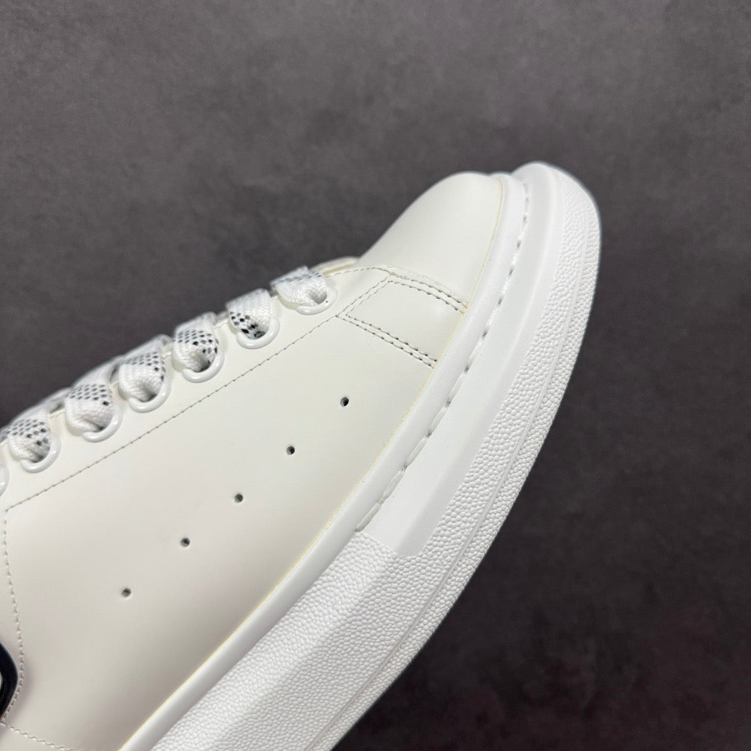 AMQ Shoe New Season
