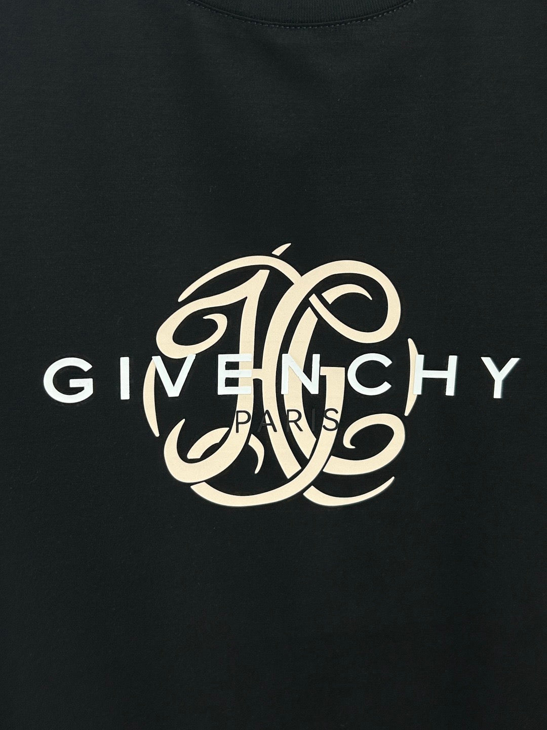 GVNCHY Black Tshirt New Season