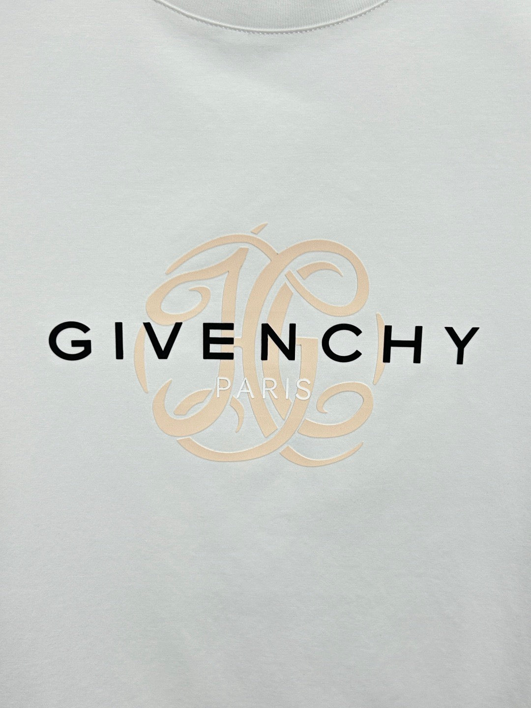 GVNCHY White Tshirt New Season