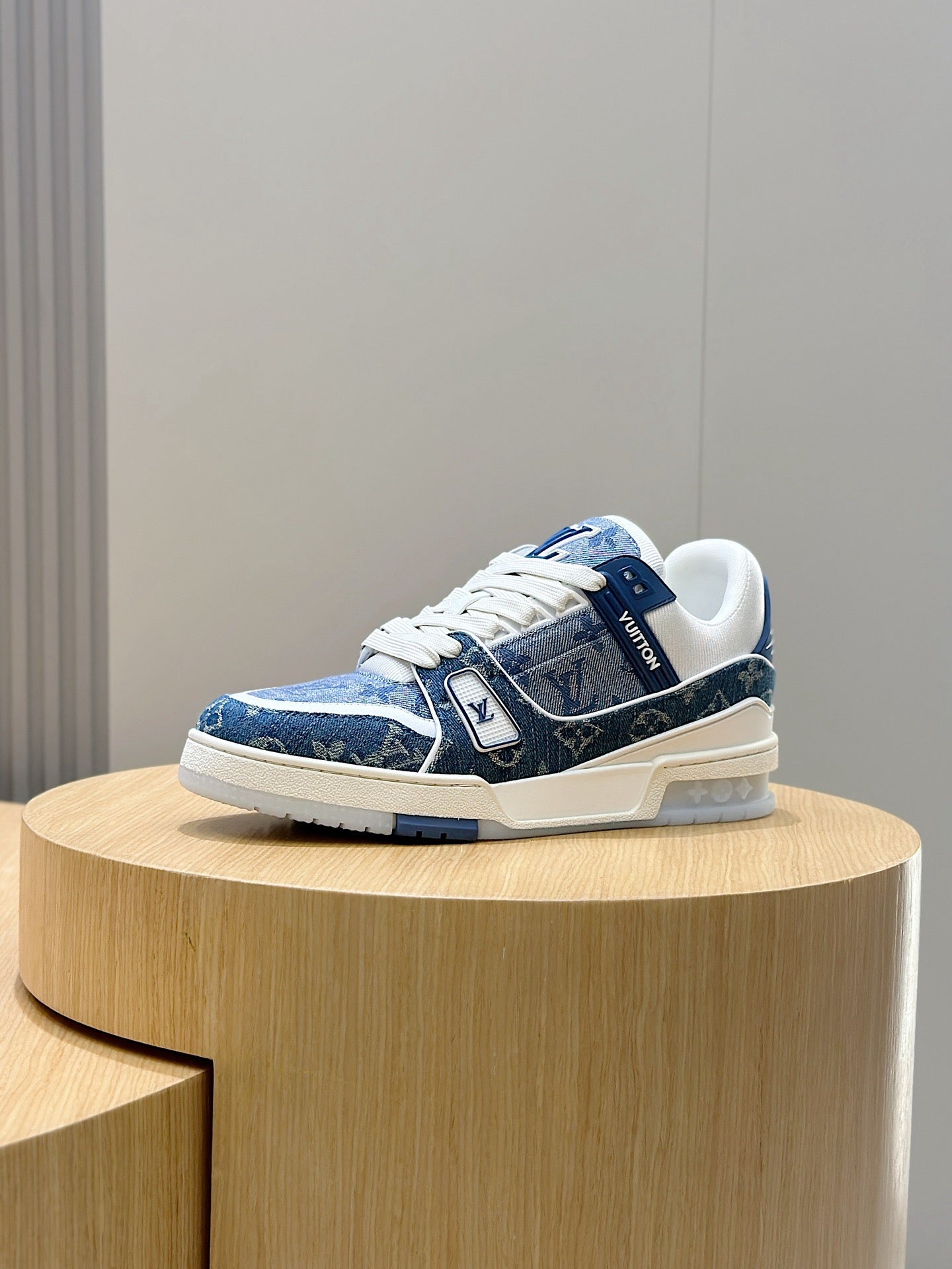LV Shoes