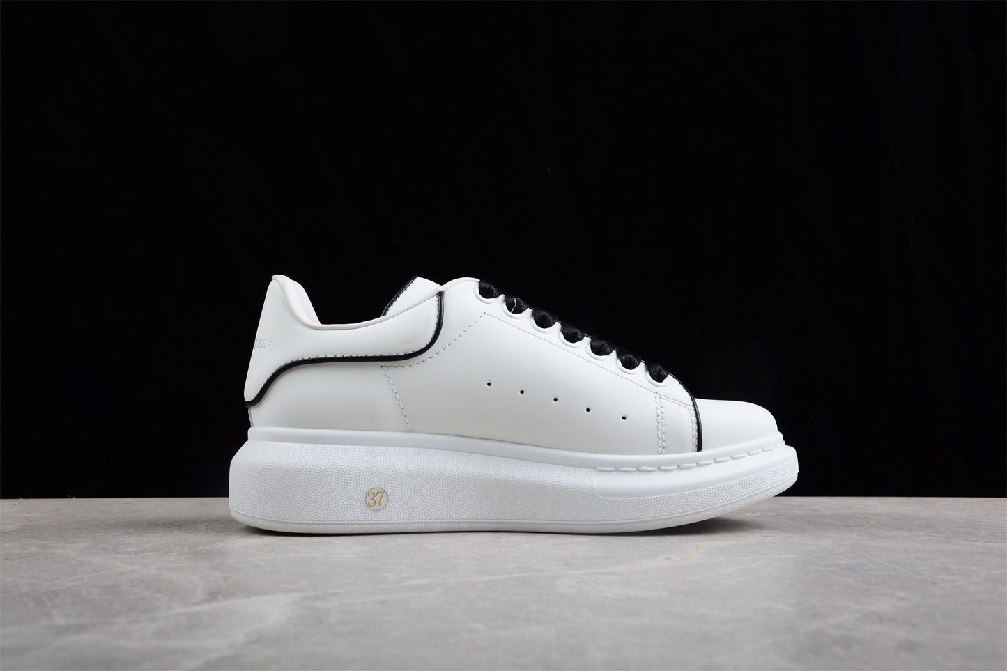 AMQ Shoe New Season