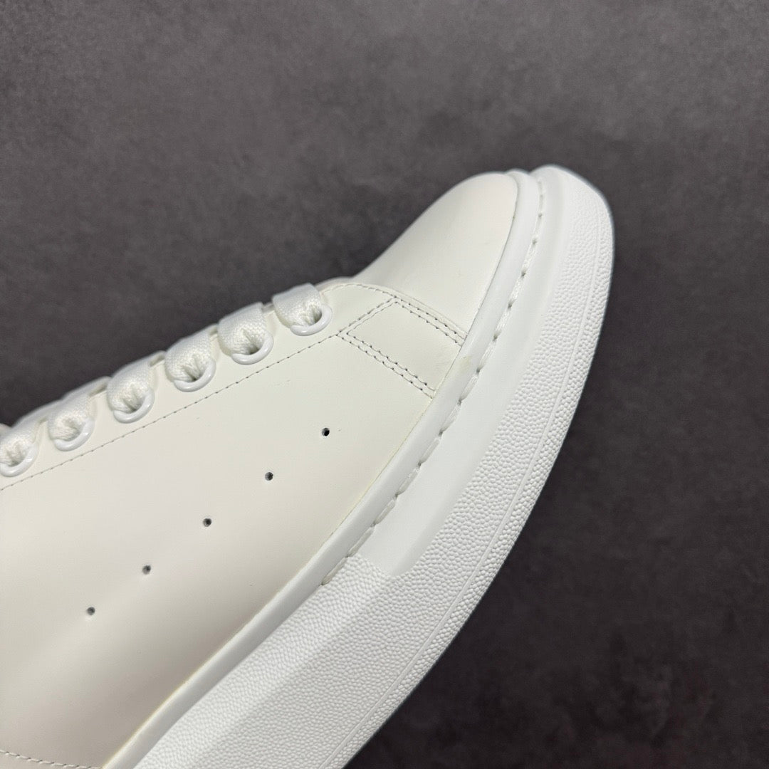 AMQ White Light Grey Pelle Shoe