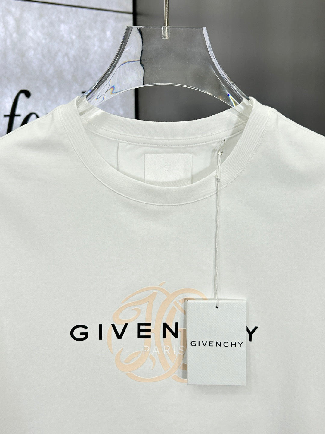 GVNCHY White Tshirt New Season