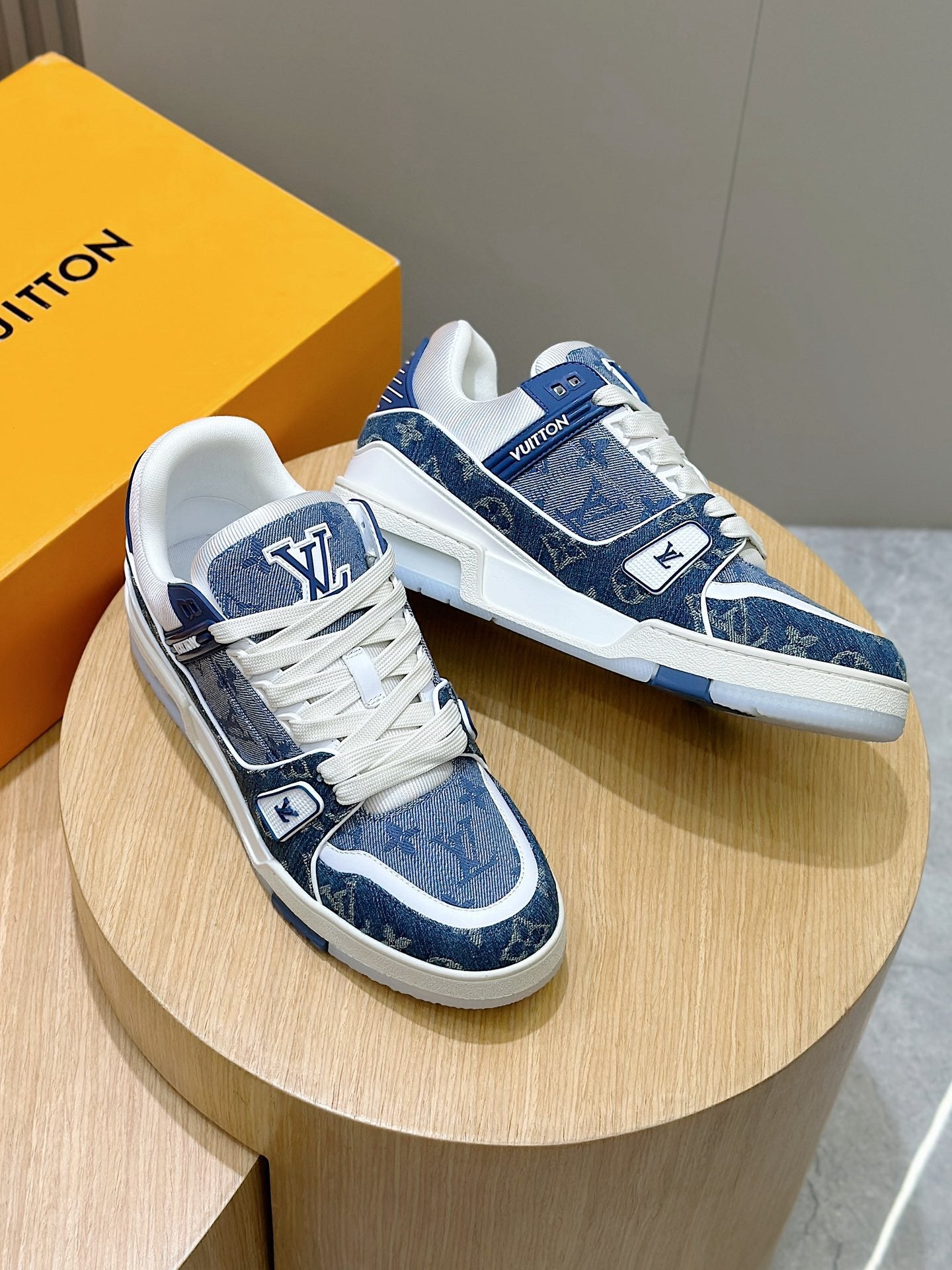 LV Shoes