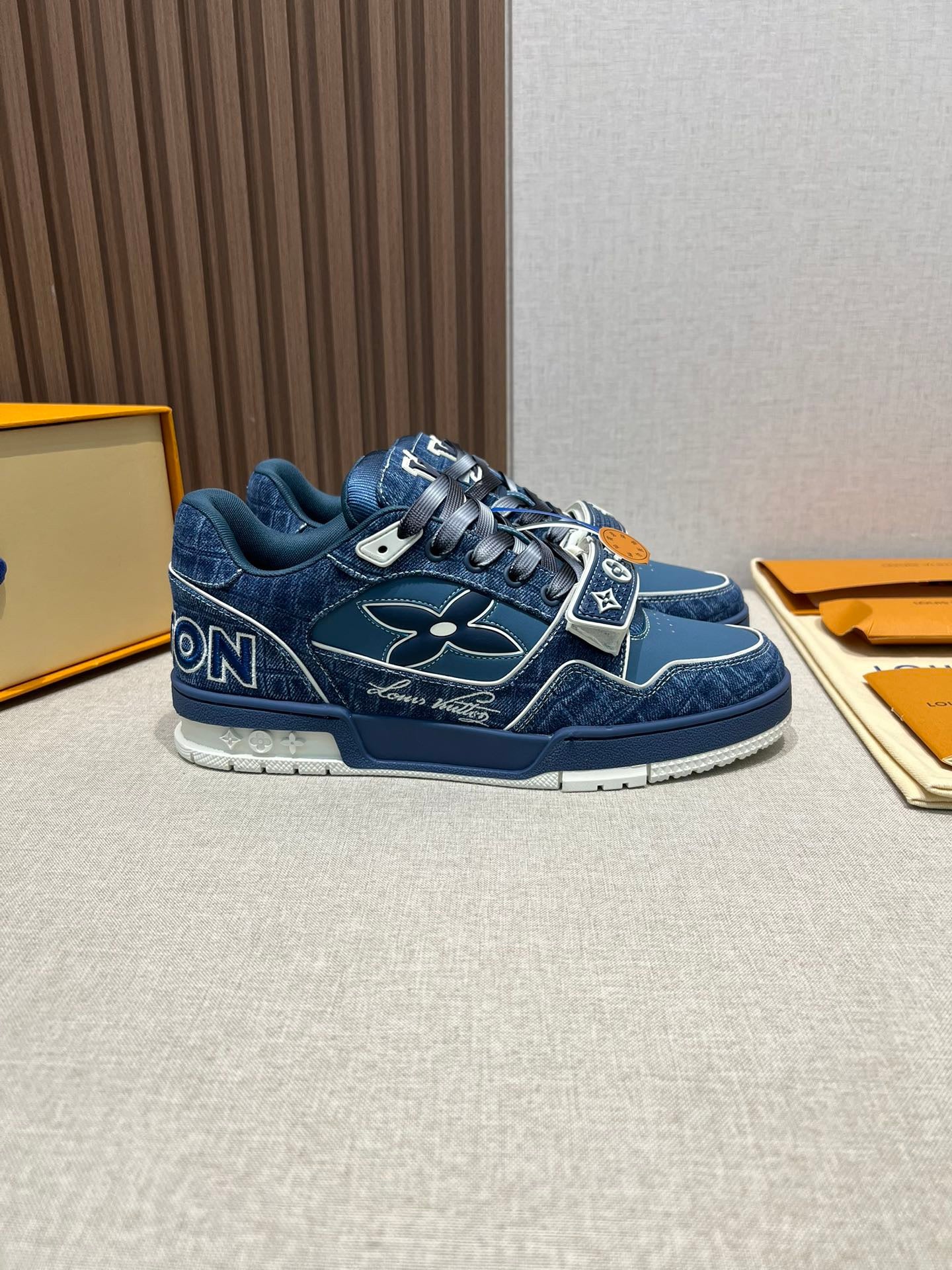 LV Shoes