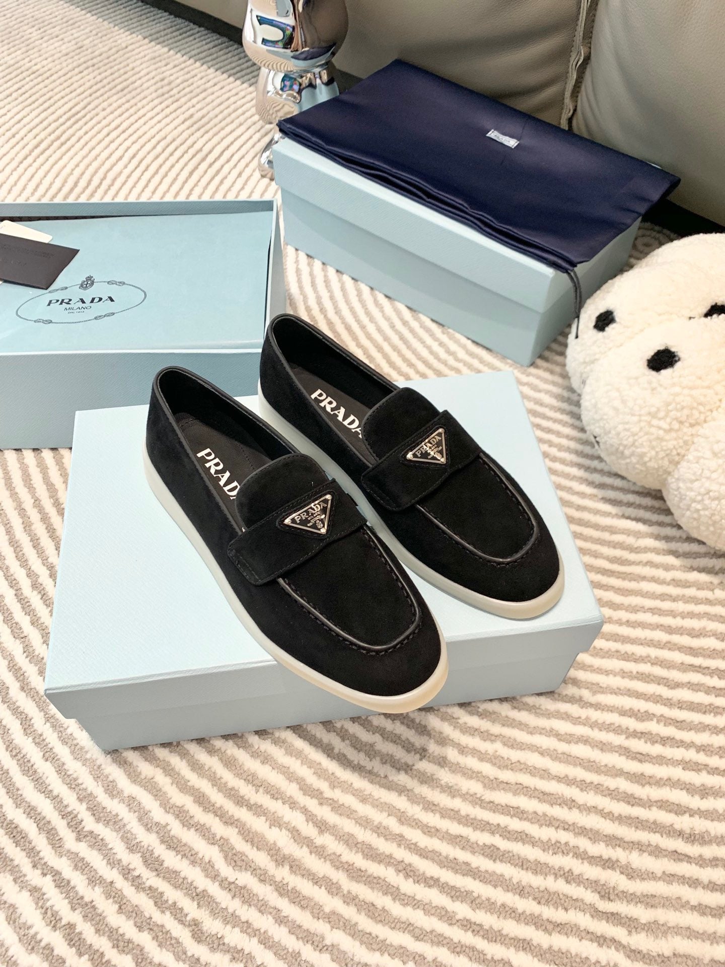 PRADA Black Loafer