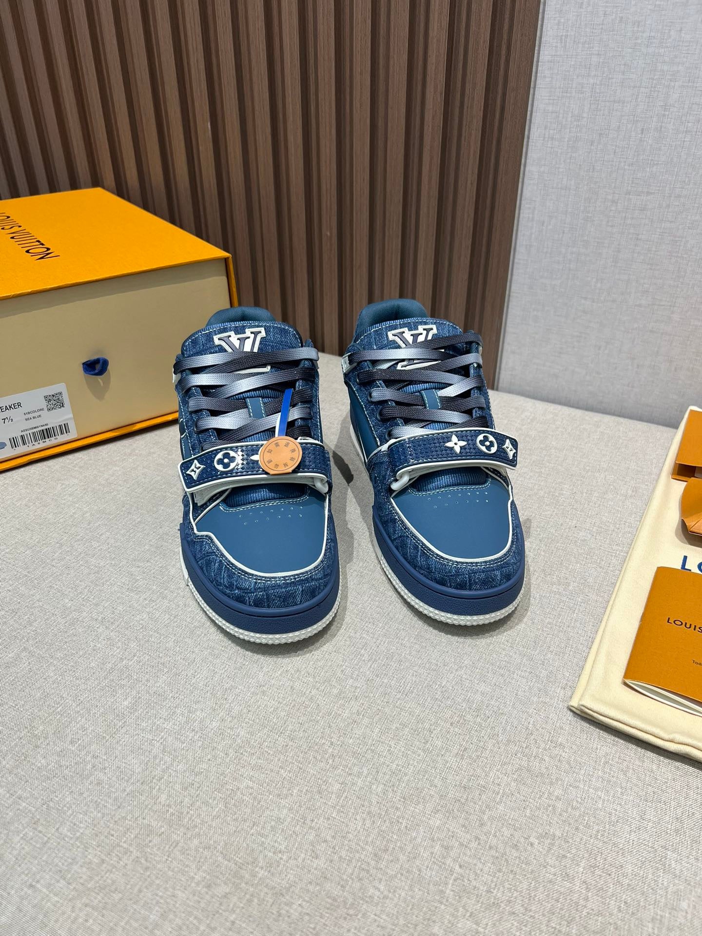LV Shoes