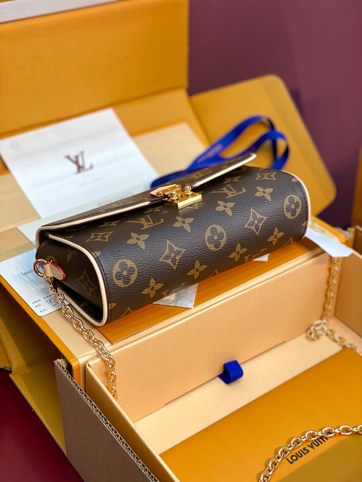 LV Pochette CLLE