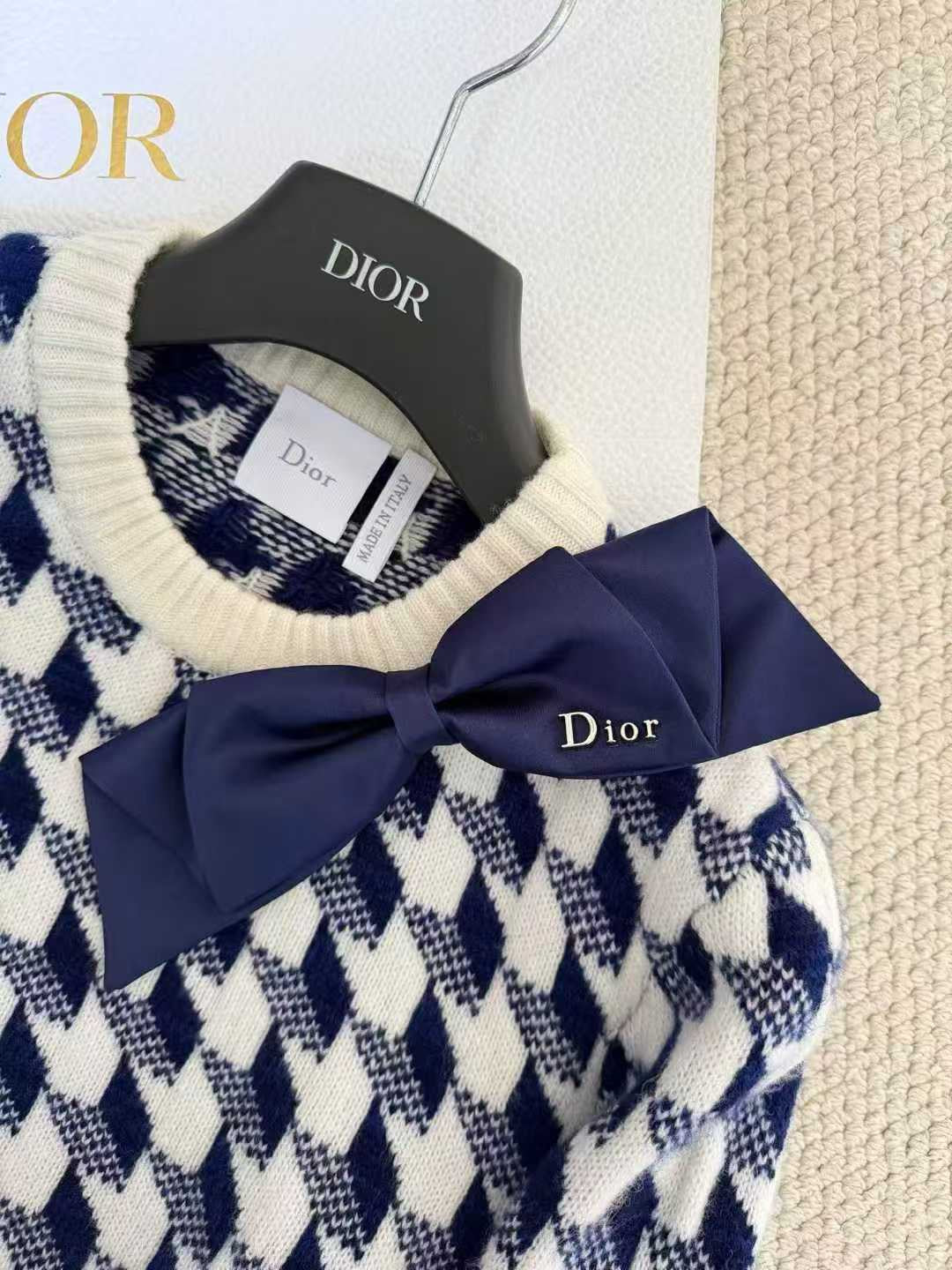 CD Wool Jumpers